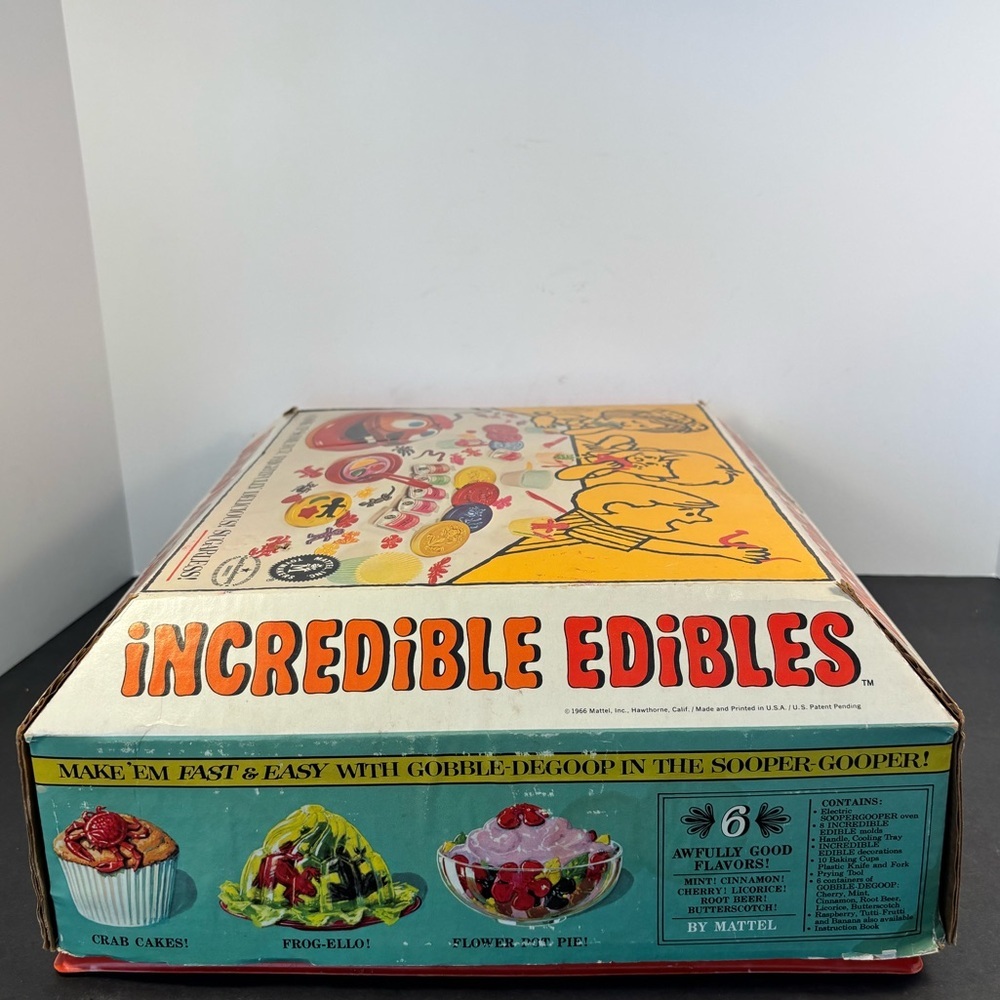 Vintage 1966 Mattel Incredible Edibles Sooper Gooper Toy w/ Box & 7 Molds